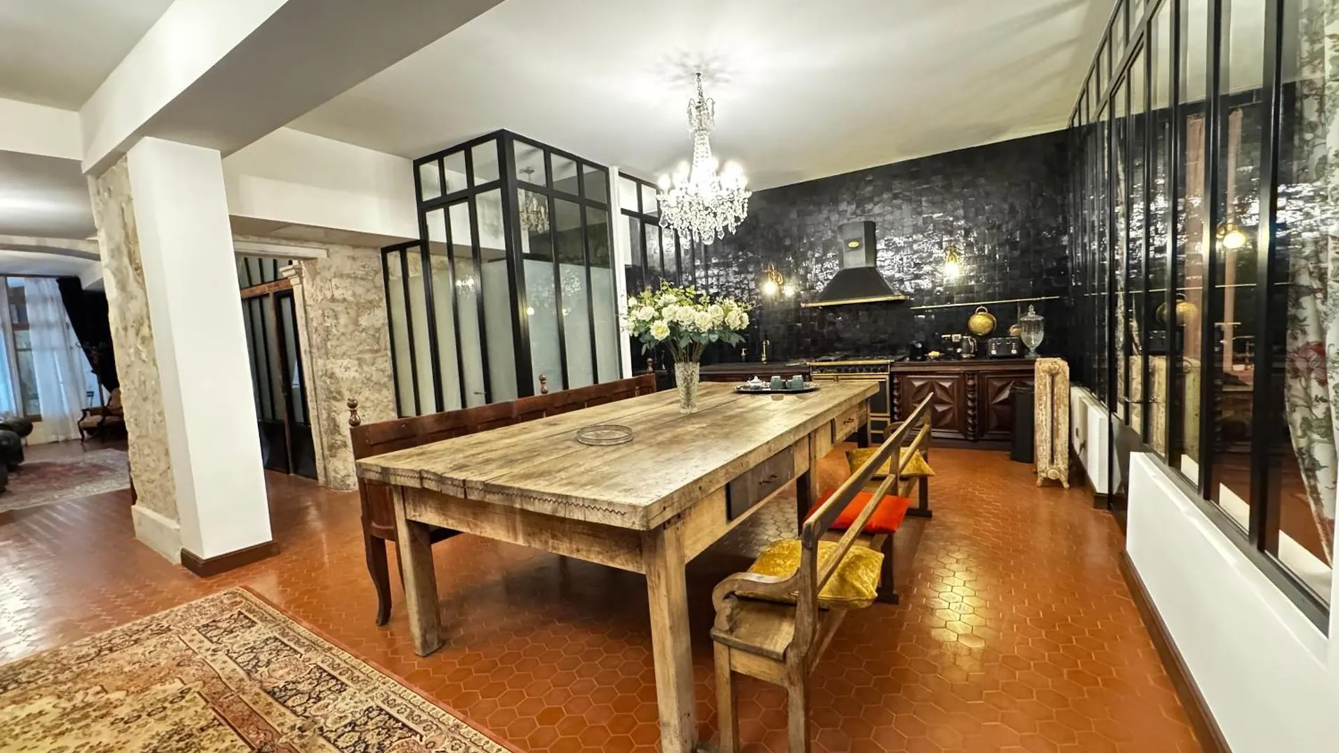 L'Heure Bleue - Charme Et Histoire Au Coeur D'Avignon Apartment France